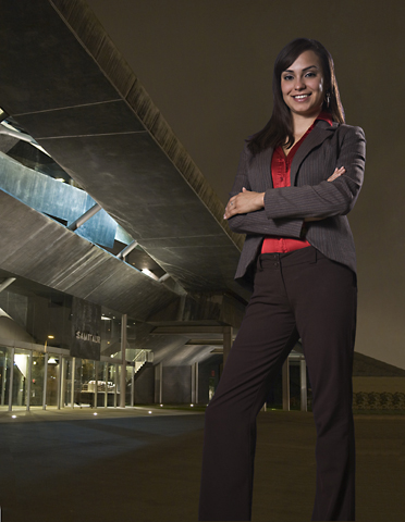 a_03_Spanish_Newscaster